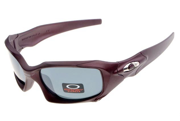 Oakley pit boss sunglasses in matte red / grey iridium