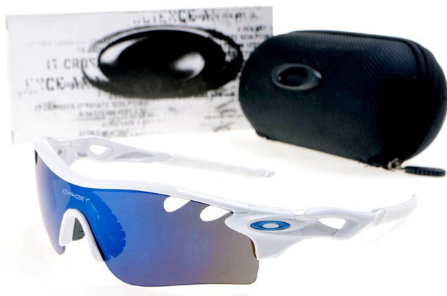Oakley radarlock path sunglasses  white / blue iridium