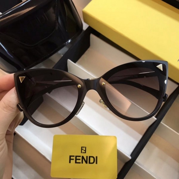 men's Women's Fendi Iridia Cat-Eye Black Blue Sunglasses