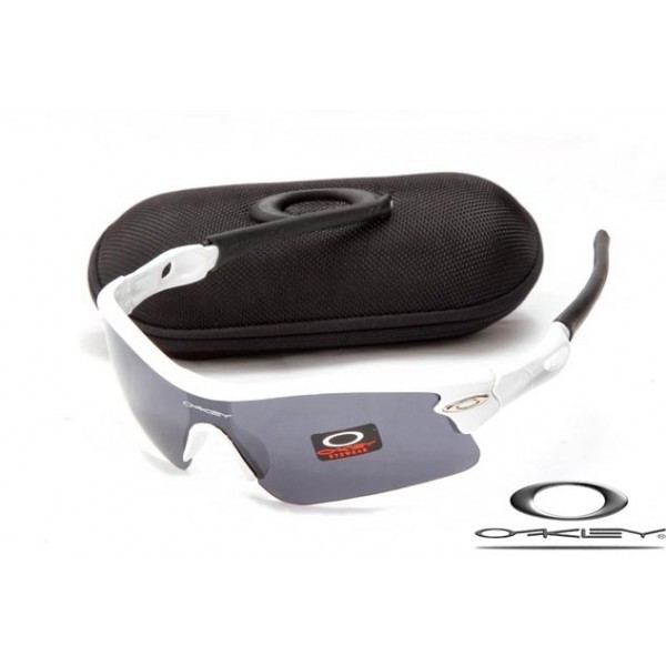 Oakley Radar Path sunglasses White Frame Gray Lens