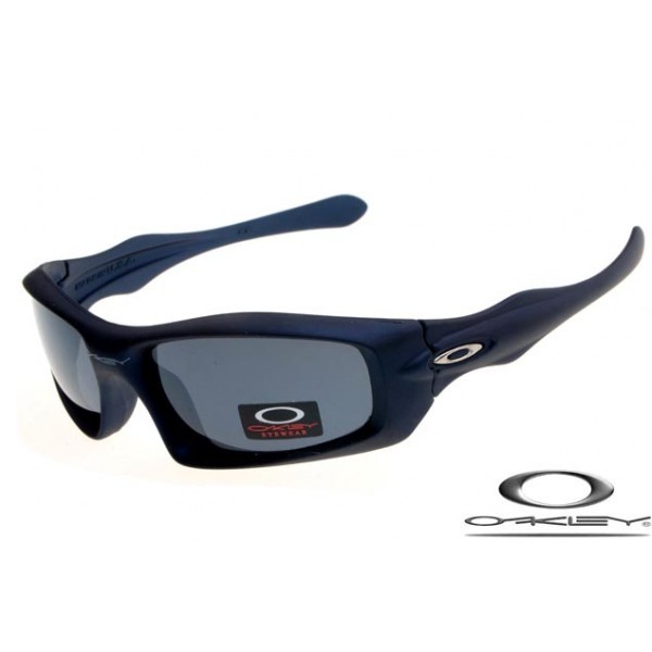 Oakley Monster Pup Sunglasses Frosting Black Frame Gray Iridium Lens OAKLEY20156115