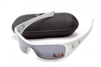 Oakley antix sunglasses matte silver/black iridium