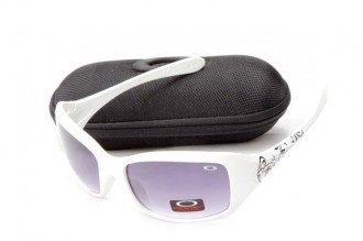 Oakley necessity white /mauve iridium