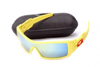 Oakley oil rig sunglasses in island yellow / ice iridium