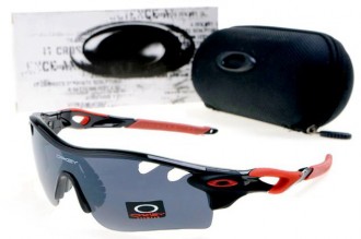 Oakley radarlock path sunglasses in polished black / black iridium