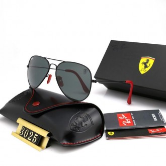 Ray Ban RB3025 Sunglasses Black/Black with Red