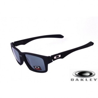 Oakley Jupiter Carbon Sunglasses Black Frame Gray Lens OAKLEY20156488