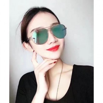 men's women's Thom Browne Travel Sunglasses Dark Green Lenses