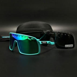 oakley1.8 ENW 2020 Sutro sunglasses light blue frame ice/green lens