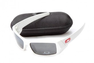 Oakley gascan sunglasses in white / black iridium