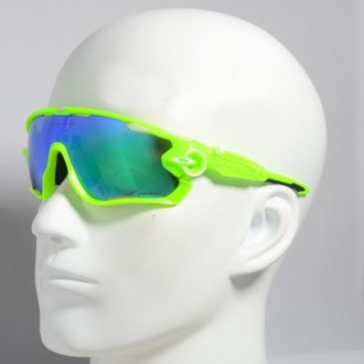 Oakley Sunglasses Jawbreaker green Frame ice Iridium Lens white logo