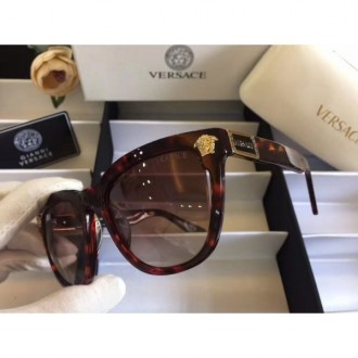 Women's Versace Square Sunglasses Brown Red Havana Frame