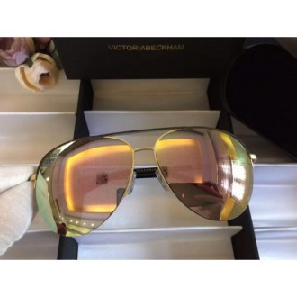 Victoria Beckham Classic Mirrored Sunglasses Black Brown