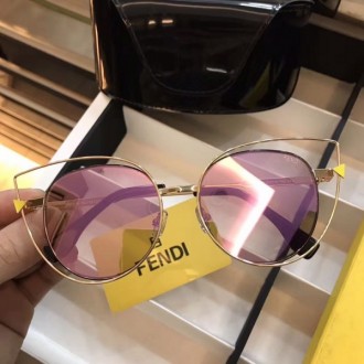 Fendi FF0176 Sunglasses Cat-Eye Mirrored Pink Lenses Gold Frame