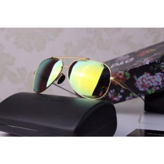 Mens Womens Dolce amp; Gabbana D323 Sunglasses Green